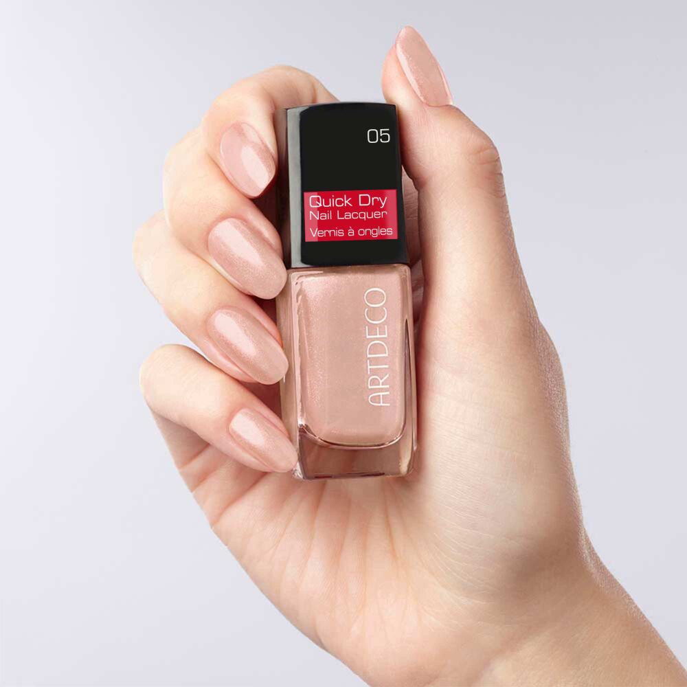 Quick Dry Nail Lacquer